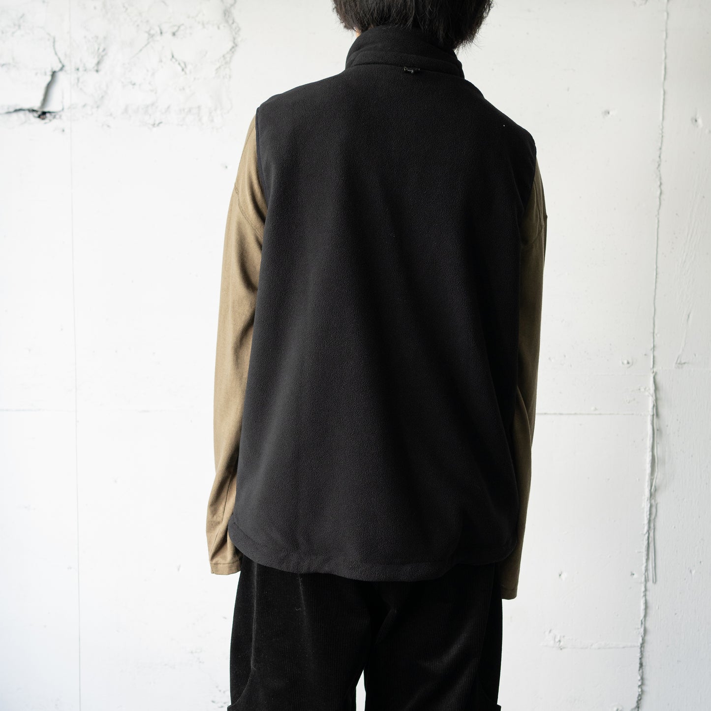 NEITHERS/ Survior Fleece Vest "Black"