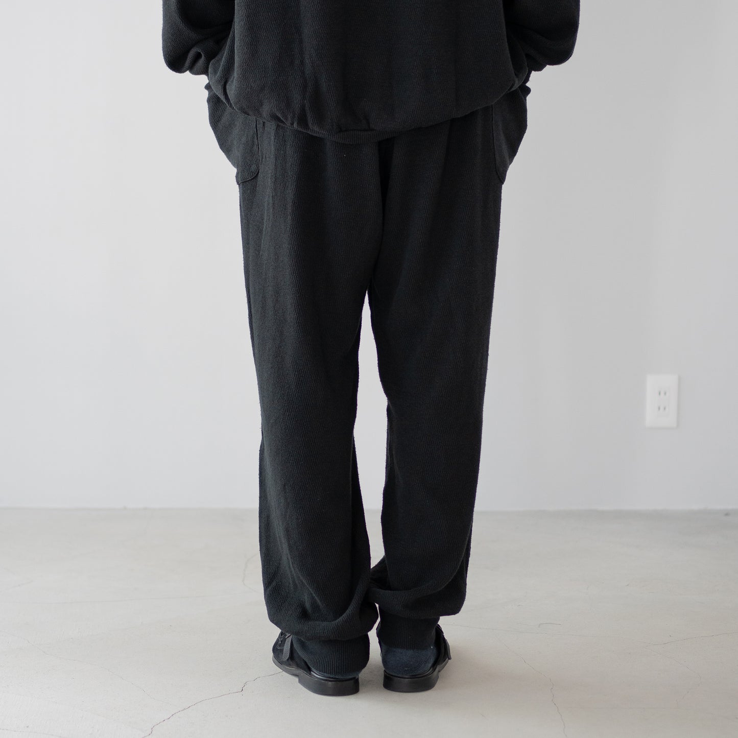 barbell object / nep pt "black"