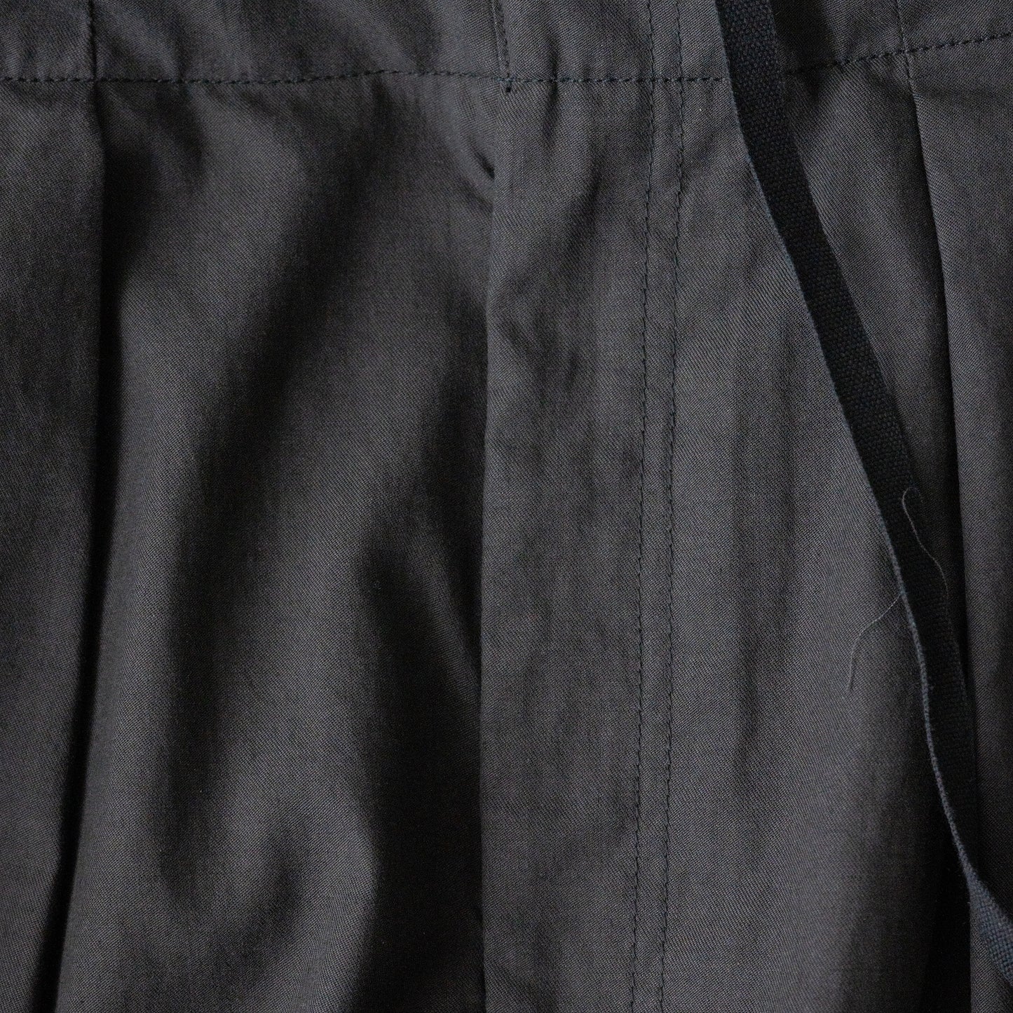 ANCELLM / L/C TUCK EASY PANTS "BLACK"