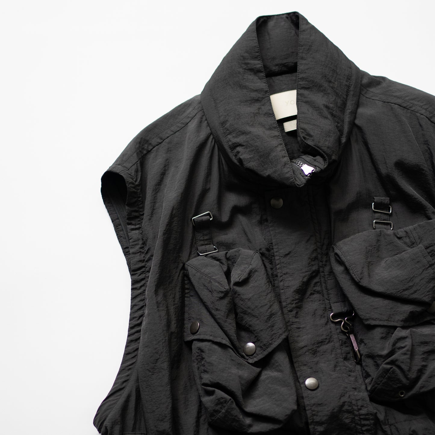 YOKE/ NYLON MULTI POCKETS DETACHABLE UTILITY BLOUSON "BLACK"