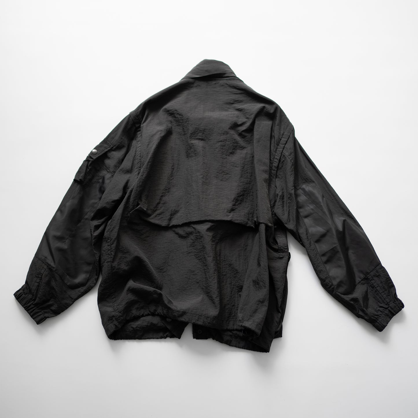 YOKE/ NYLON MULTI POCKETS DETACHABLE UTILITY BLOUSON "BLACK"