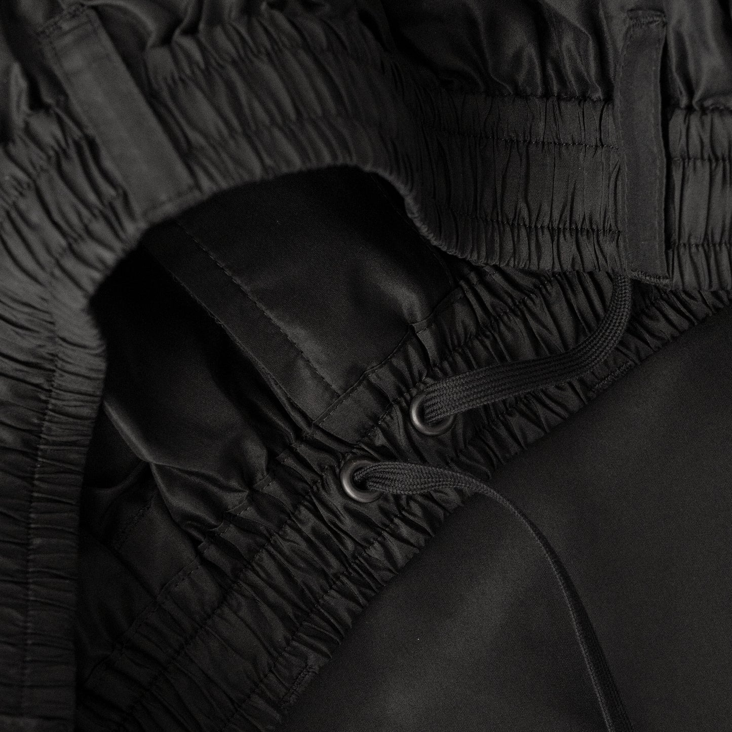 ssstein/ PURE SILK TAFTA TRACK TROUSERS "BLACK"