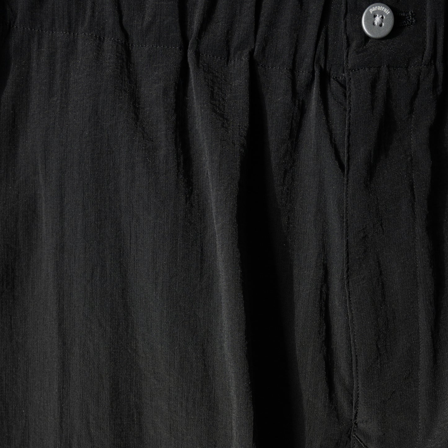 paratrait/ BARK SKIN EASY PT "BLACK"