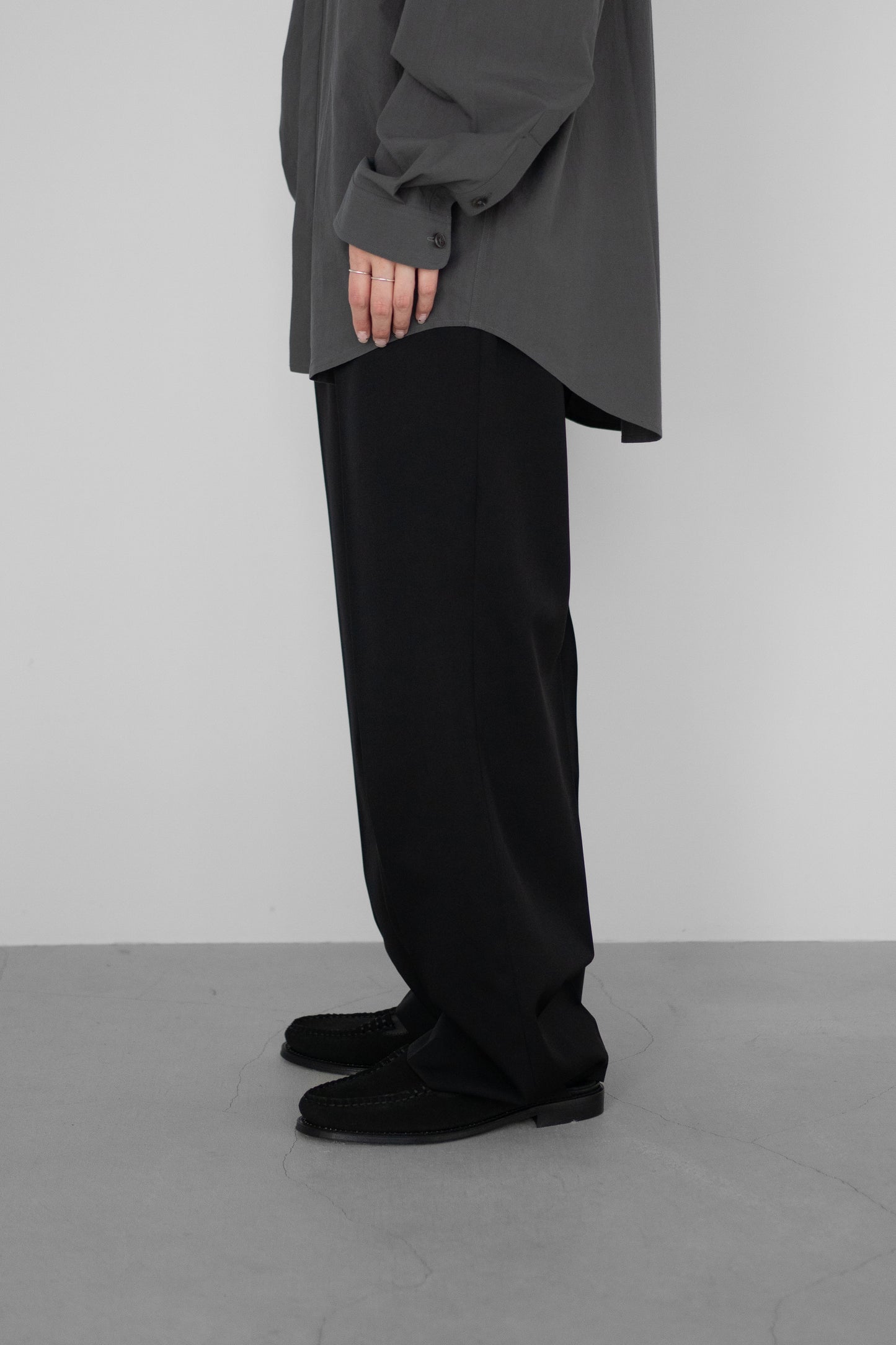ssstein/ STRAIGHT TROUSERS "BLACK"