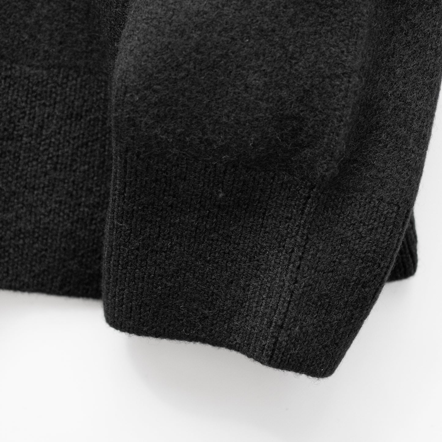 SEEALL/ ZIP PULL SWEATER "BLACK"