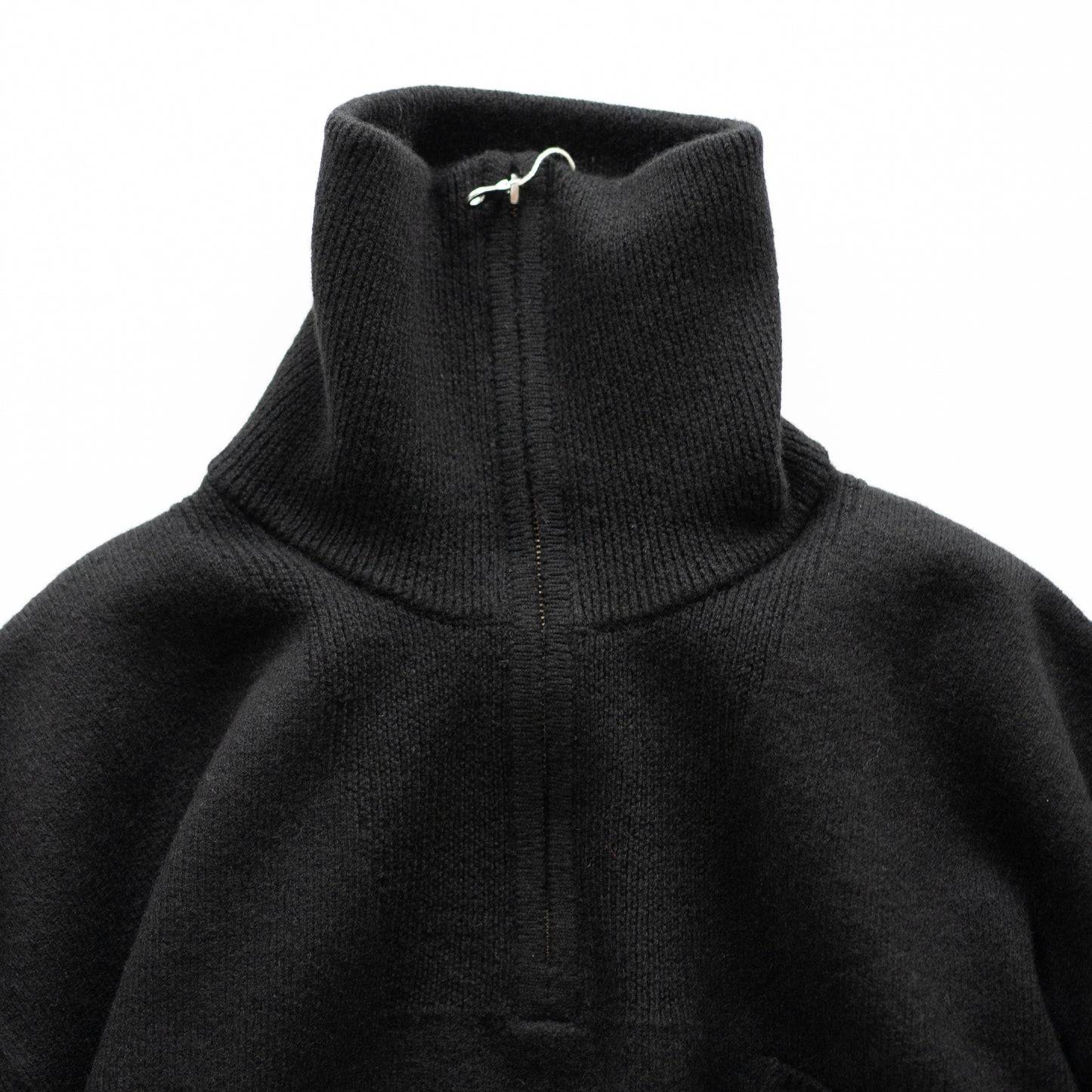 SEEALL/ ZIP PULL SWEATER "BLACK"
