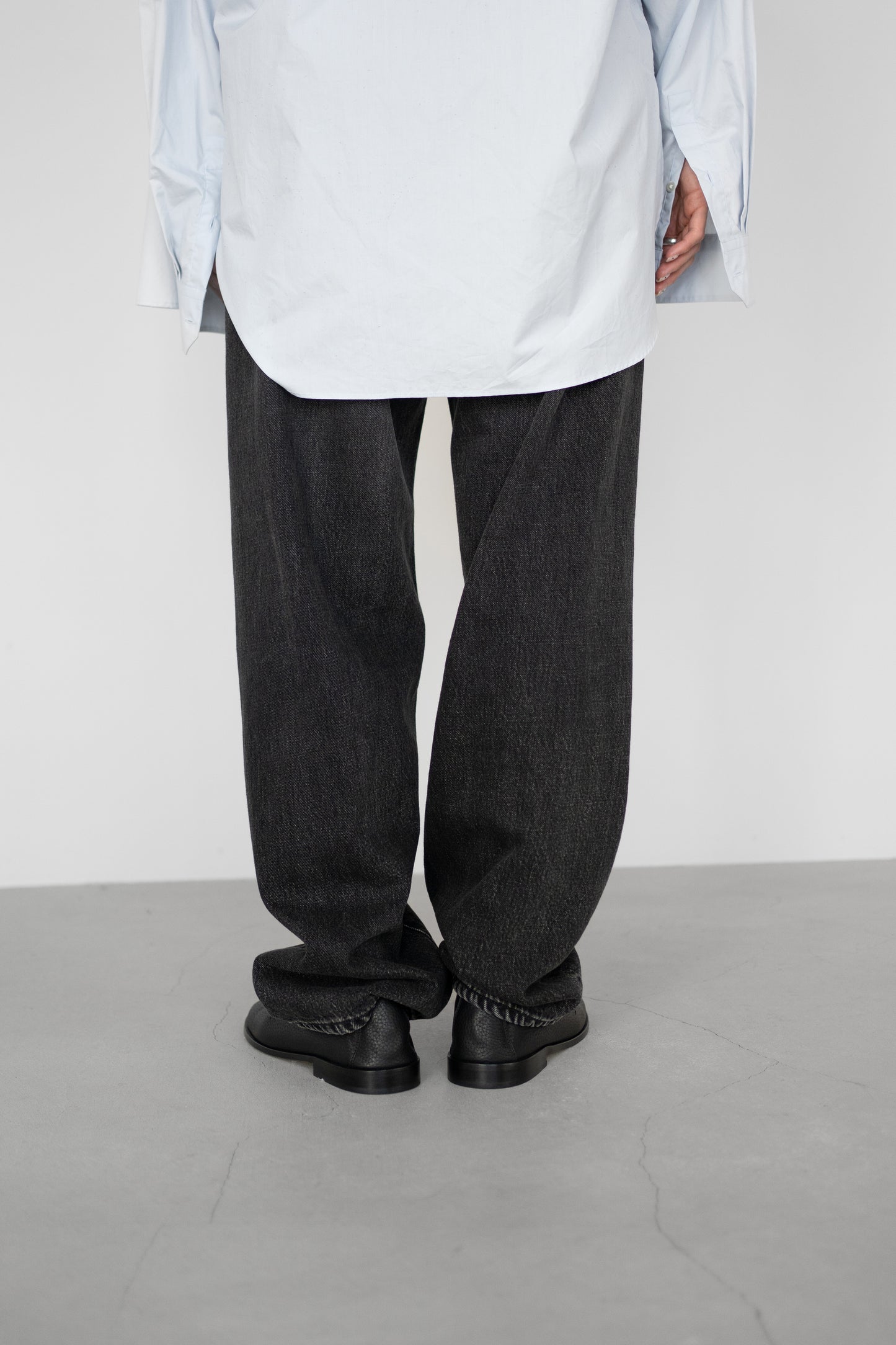 ssstein/ OVERSIZE FIT DENIM PANTS "BLACK"
