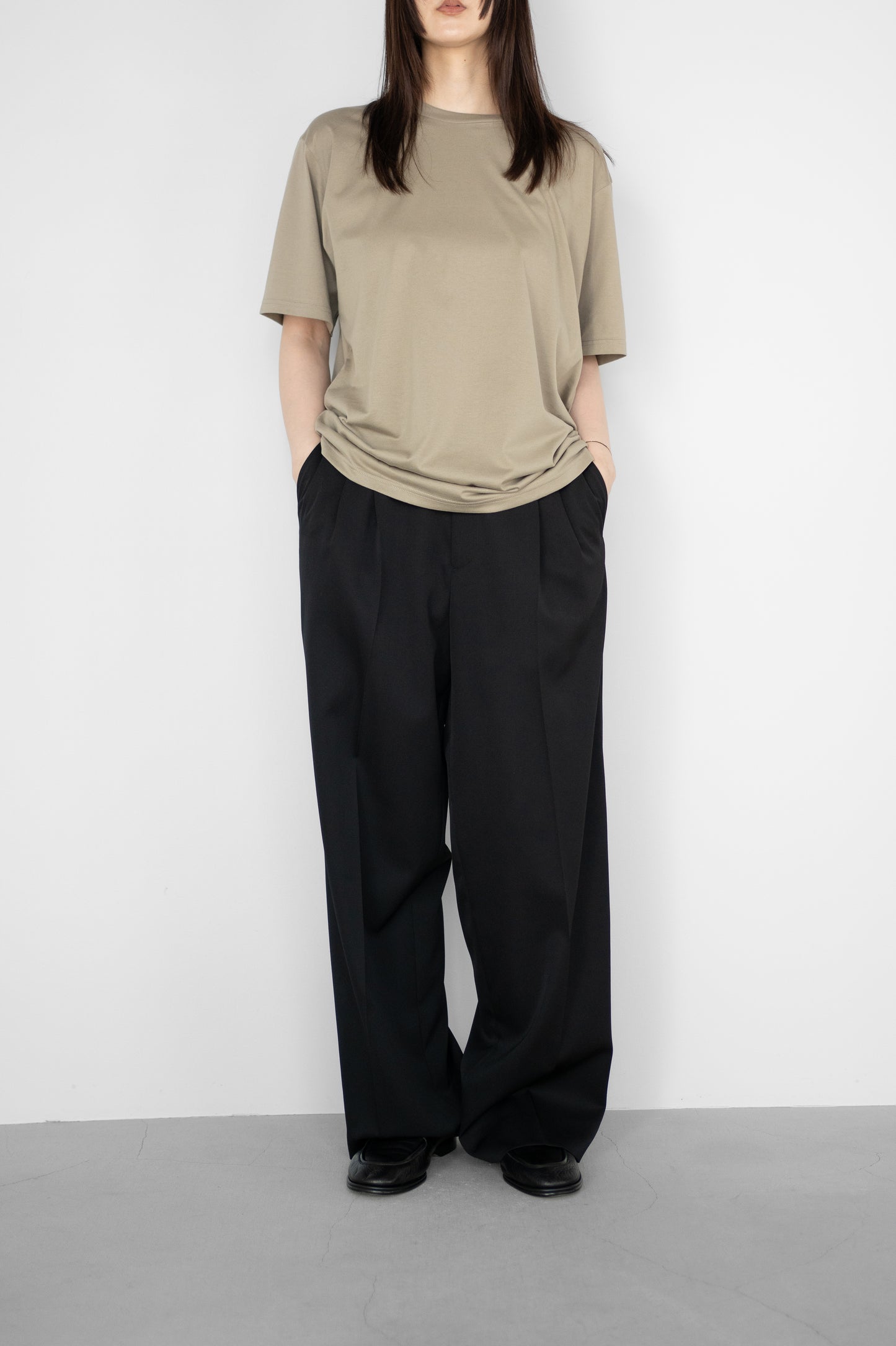 ssstein/ SUVIN COTTON BASIC TEE "KHAKI"