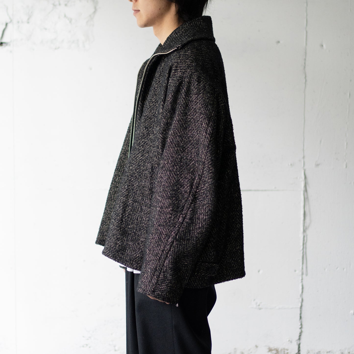 YOKE/ TWEED STAND COLLAR ZIP BLOUSON "BLACK"