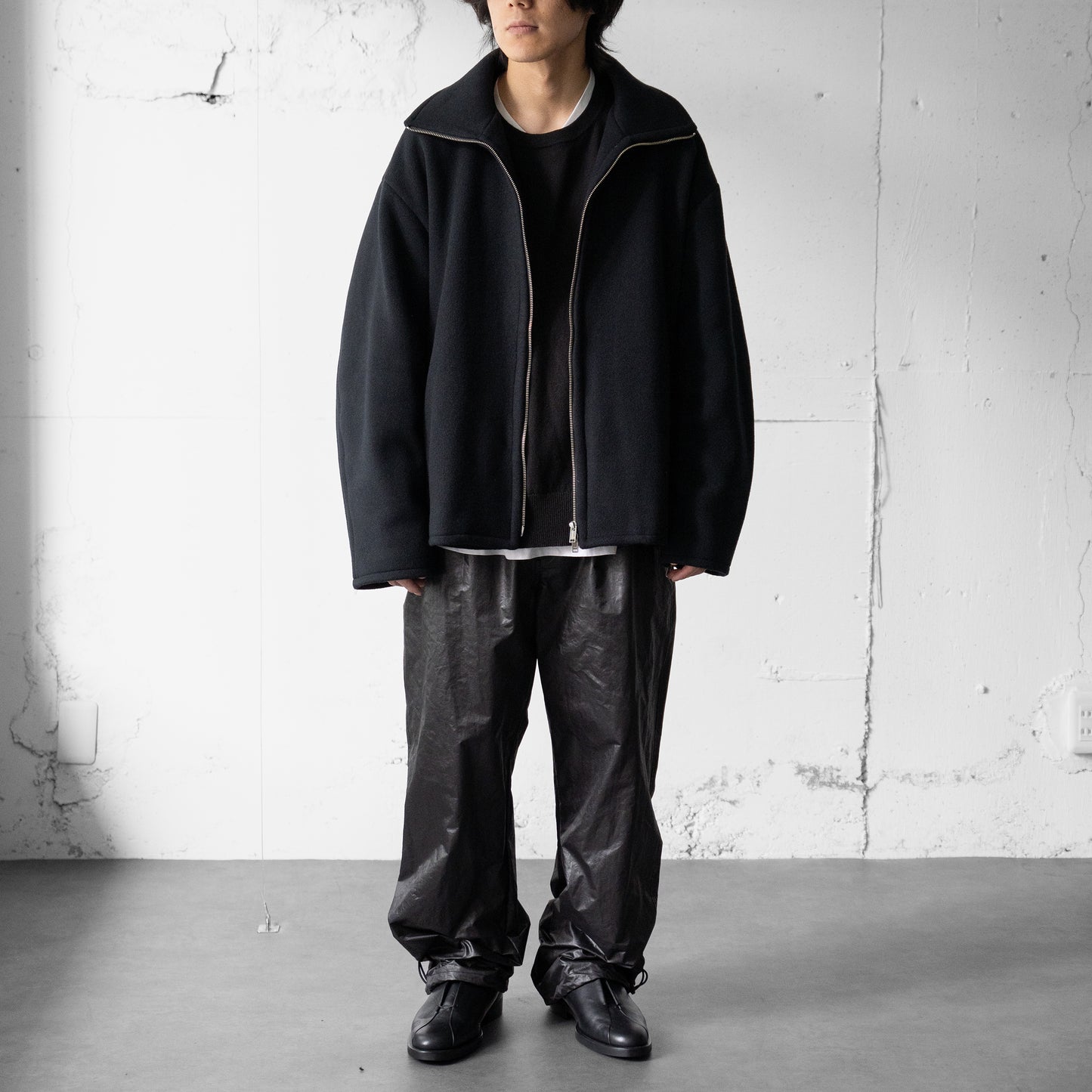 YOKE/ MELTON STAND COLLAR ZIP BLOUSON "BLACK"