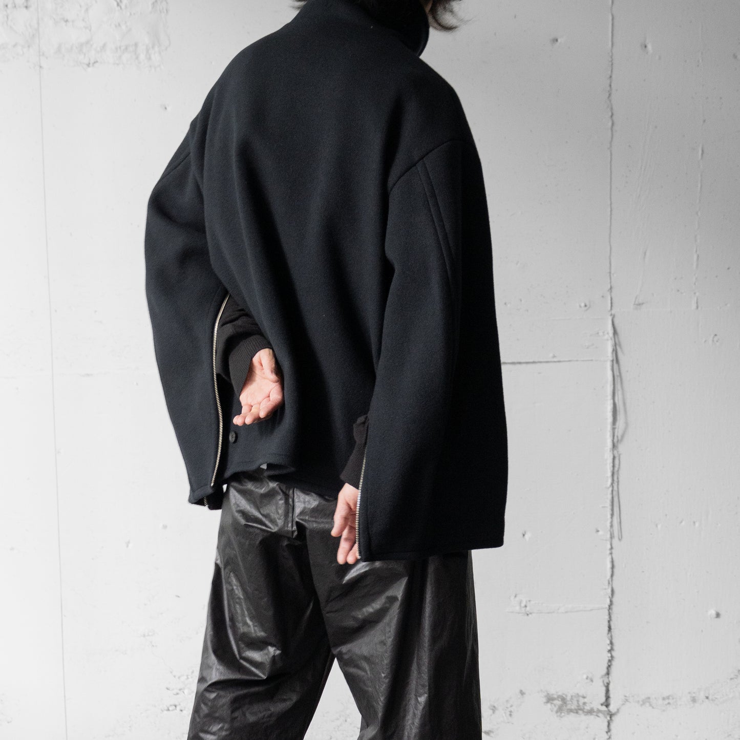 YOKE/ MELTON STAND COLLAR ZIP BLOUSON "BLACK"