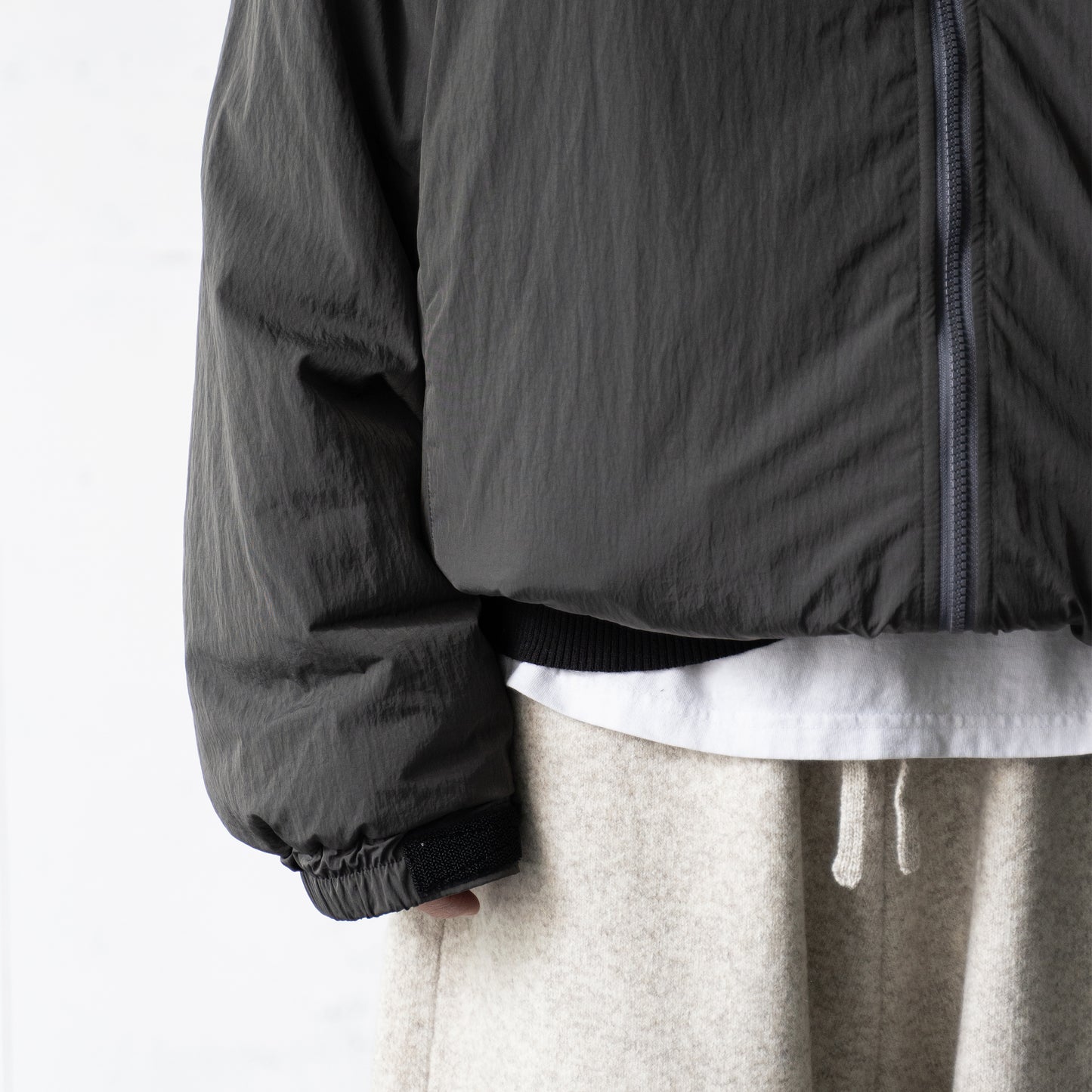 YOKE/ DETACHABLE MILYTARY BLOUSON "CHARCOAL"