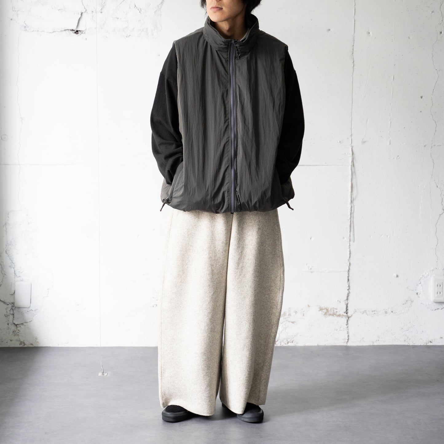 YOKE/ DETACHABLE MILYTARY BLOUSON "CHARCOAL"