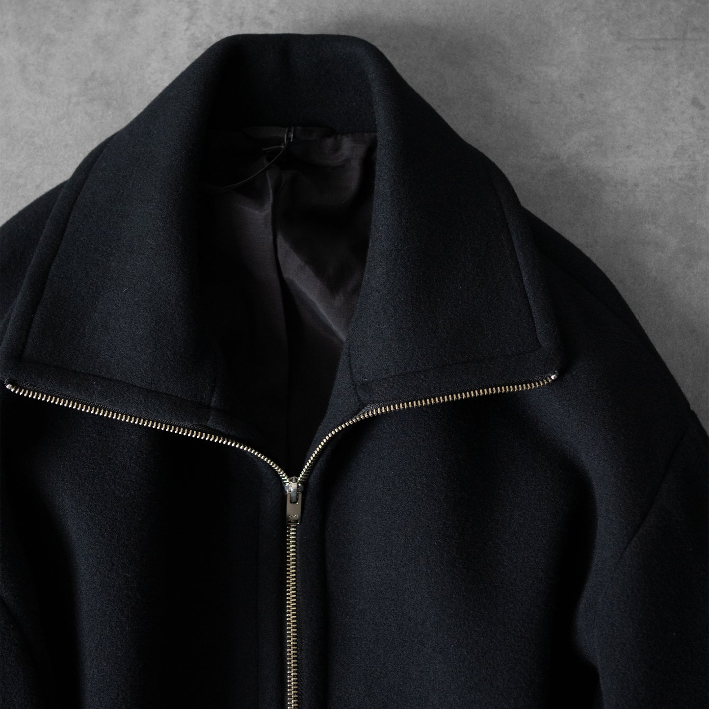 YOKE/ MELTON STAND COLLAR ZIP BLOUSON "BLACK"