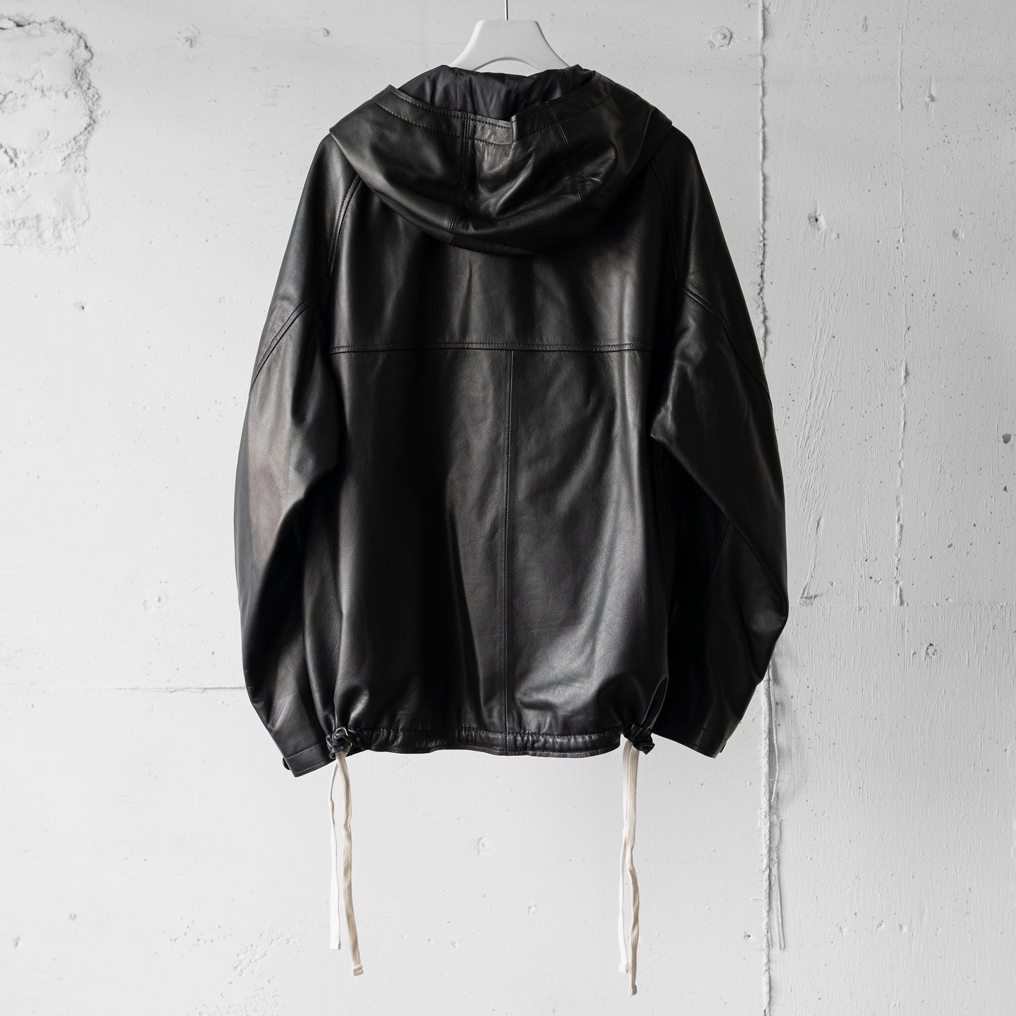 CCU / ORGANIZED HOODED PULLOVER "BLK"