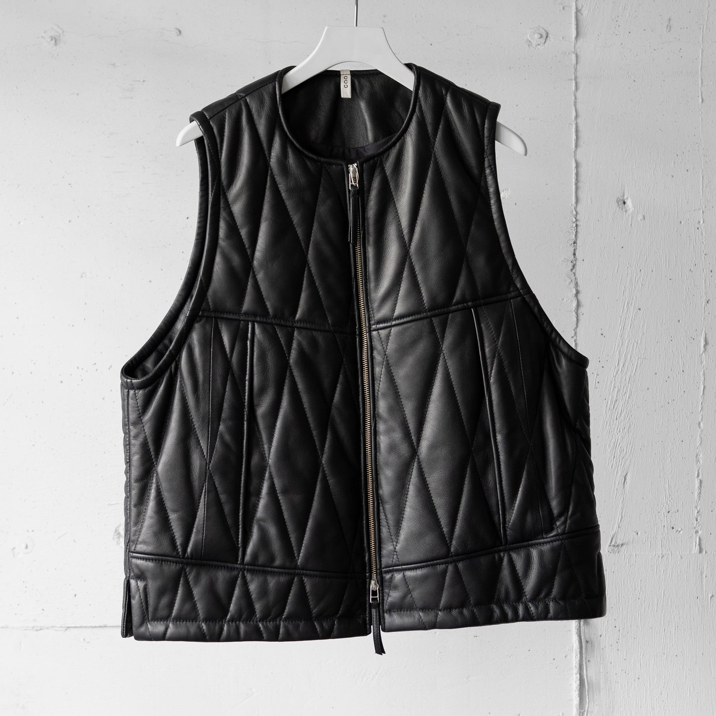 CCU / QUILTED VEST "BLK"