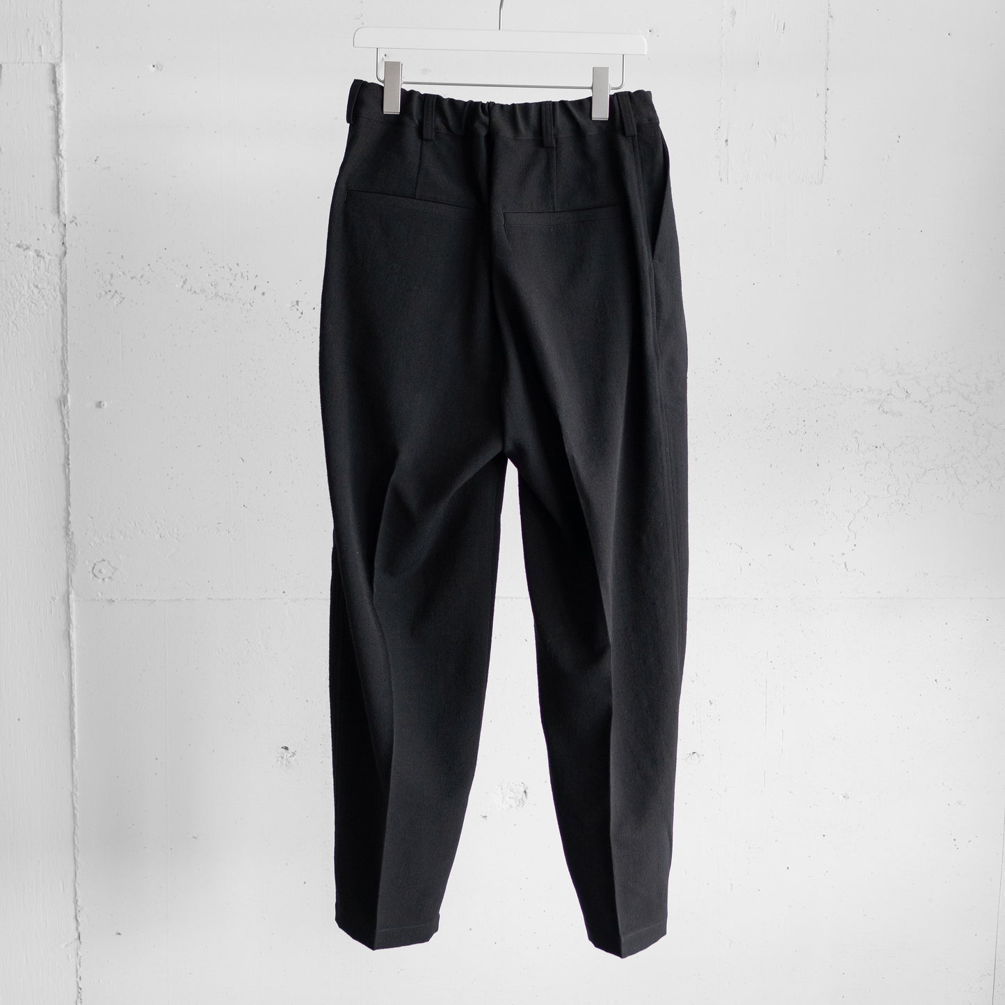 kontor/ 3 PLEAT WOOL PANTS "BLACK"