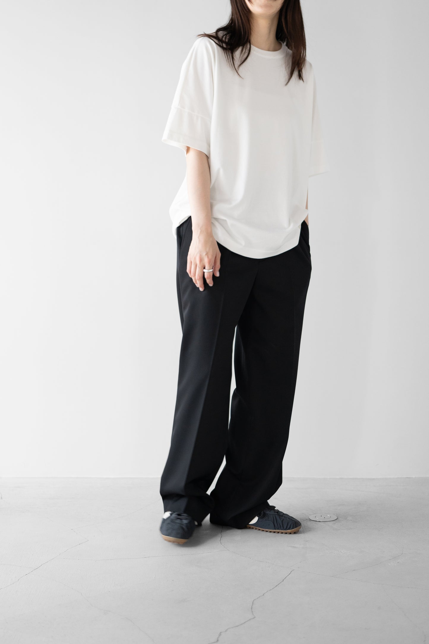 O- /  F. L. A. T. "White"
