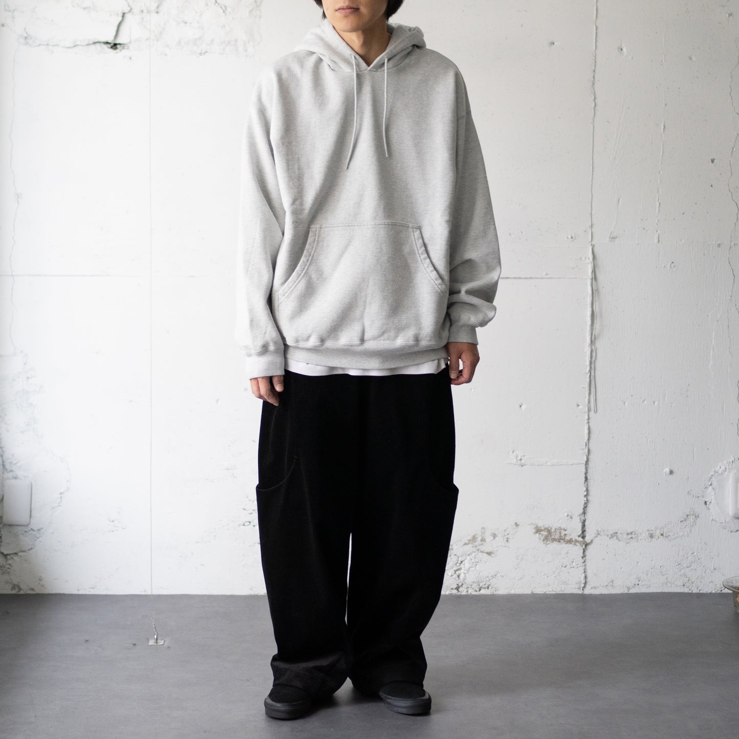 wonderland / Solid hoodie "GRAY"