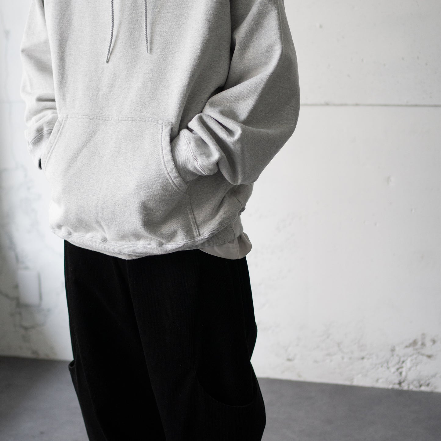 wonderland / Solid hoodie "GRAY"