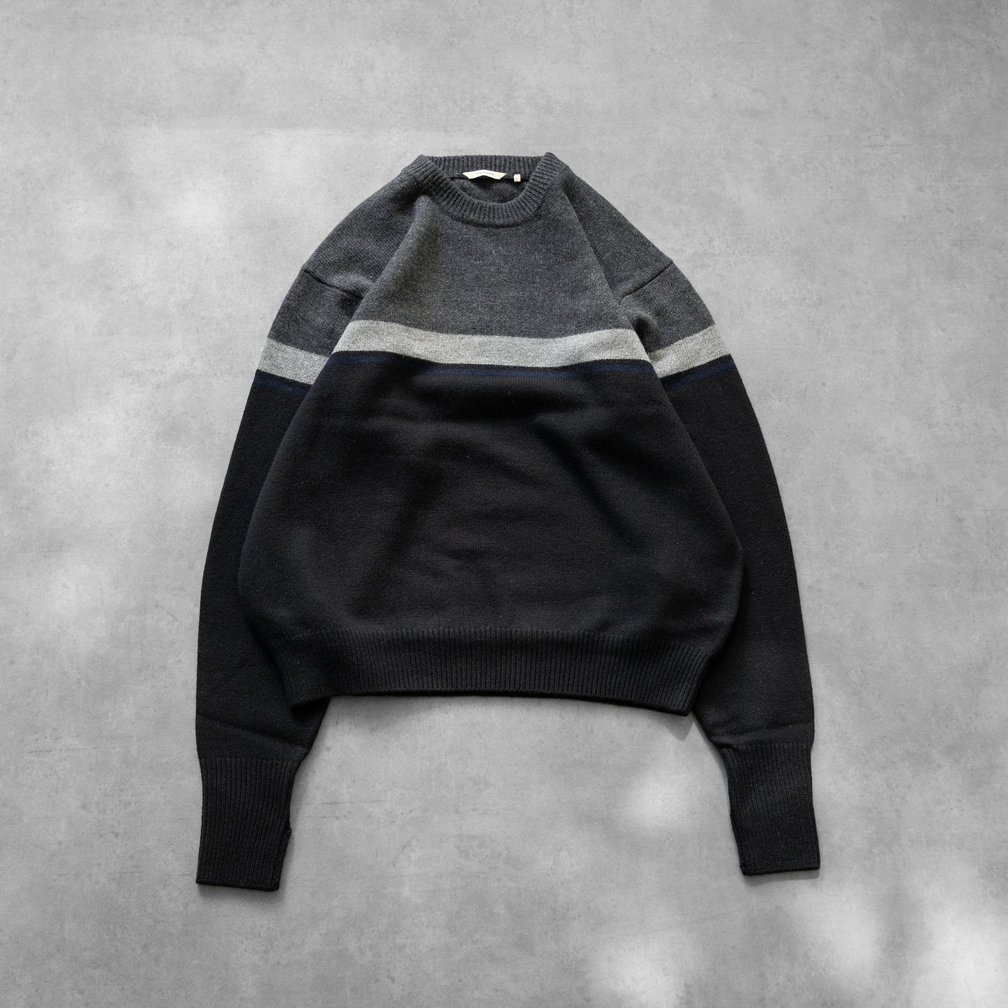 FARAH/ Multi Color Crewneck Sweater "Black"