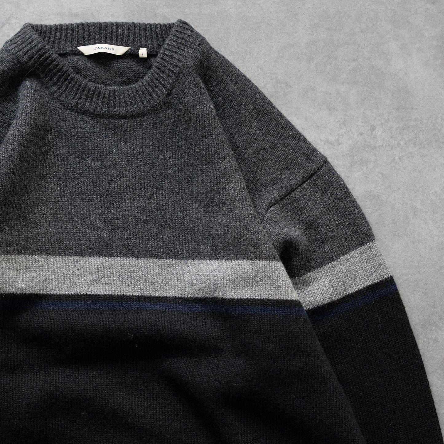 FARAH/ Multi Color Crewneck Sweater "Black"