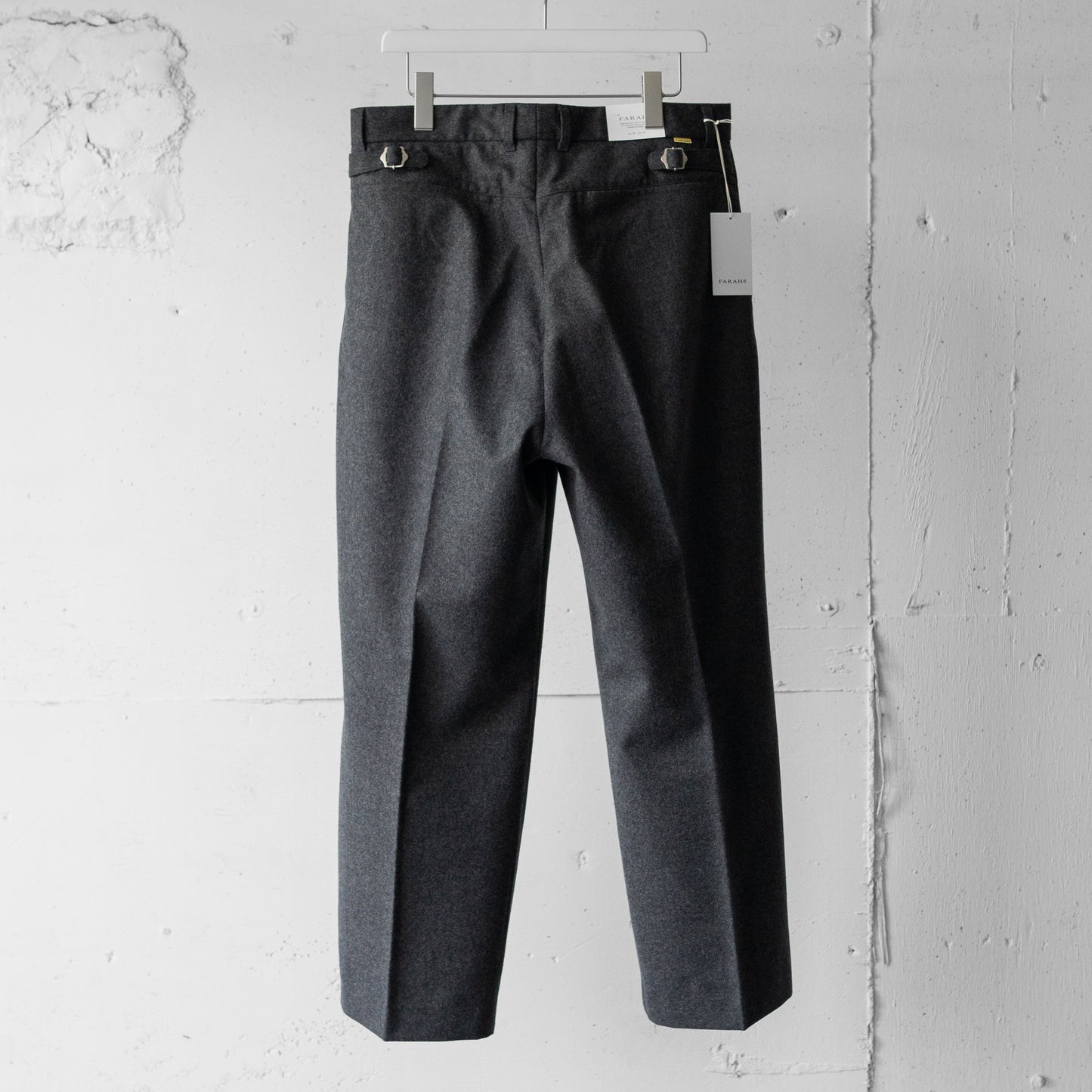 FARAH/ Two Tuck Side Adjustable Pants "C.Grey"