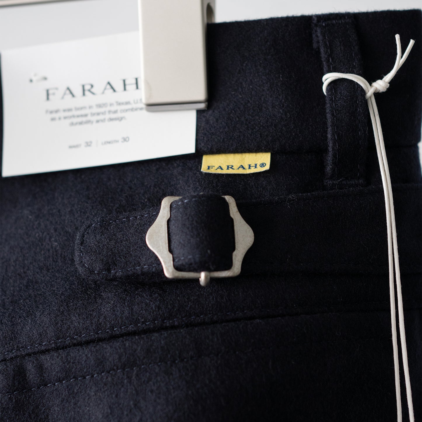 FARAH/ Two Tuck Side Adjustable Pants "Navy"