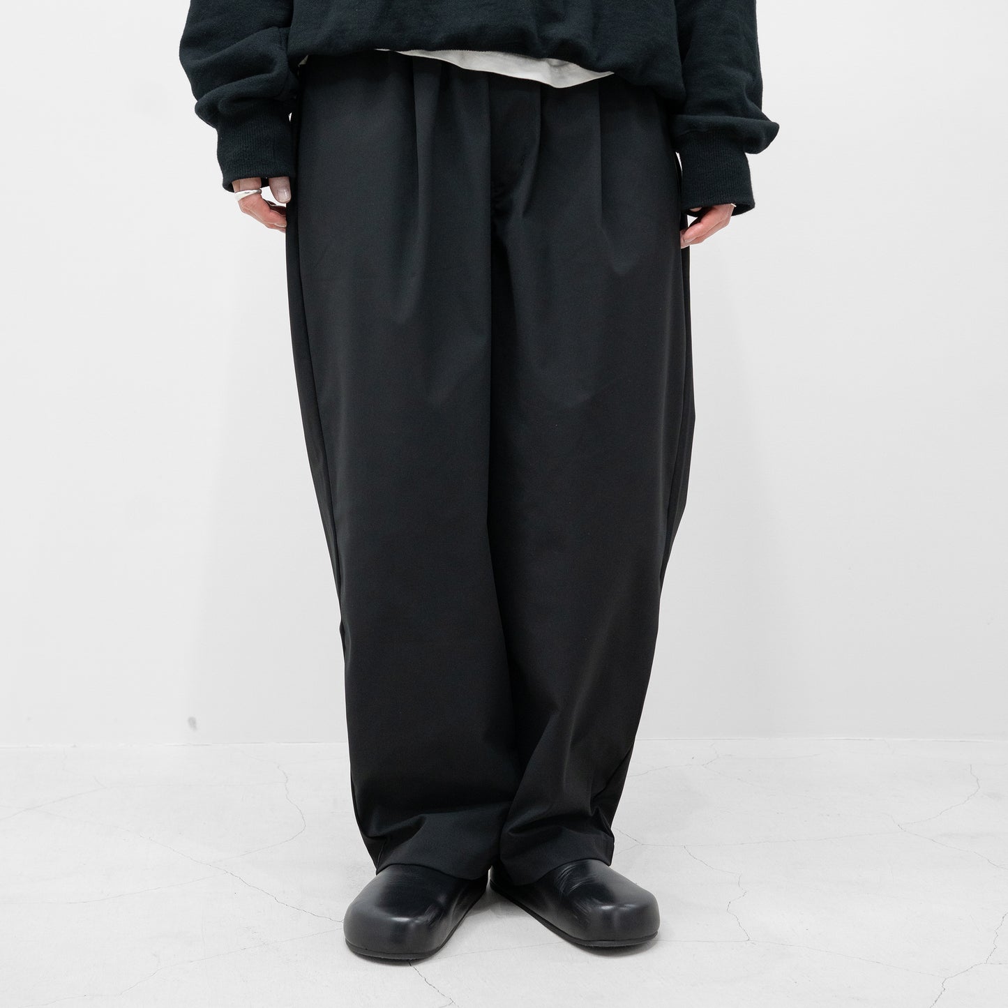 kontor/ Relaxed-fit jersey trousers "BLACK"