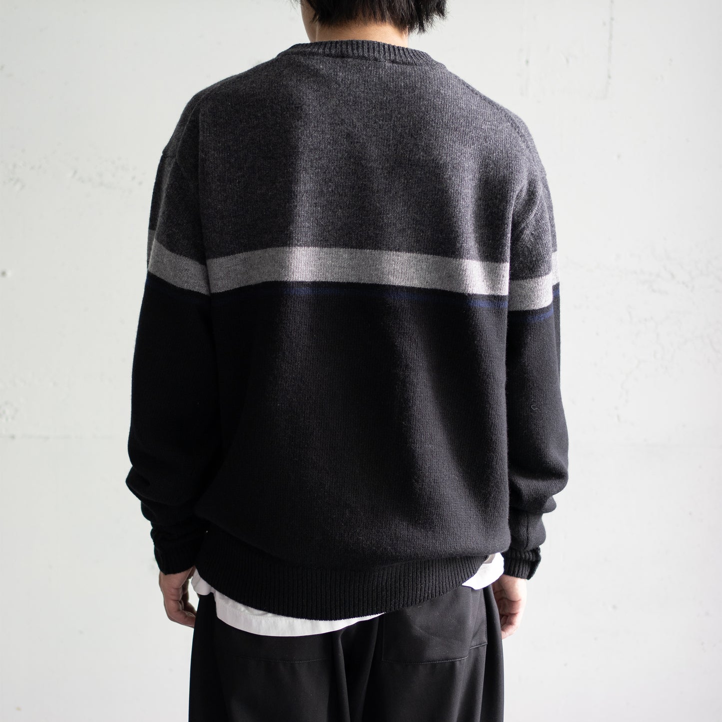 FARAH/ Multi Color Crewneck Sweater "Black"