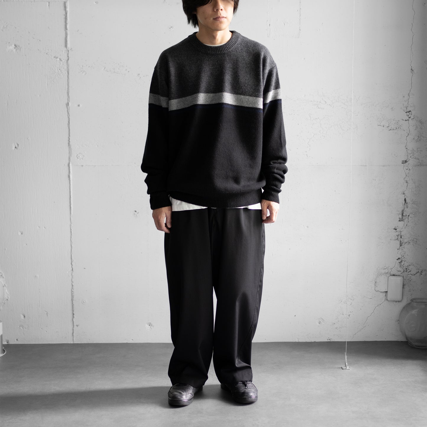 FARAH/ Multi Color Crewneck Sweater "Black"