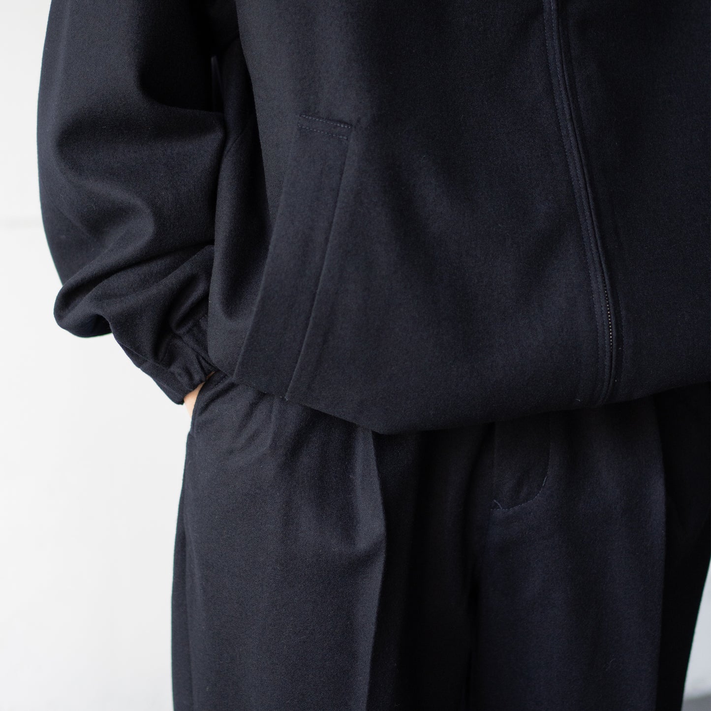 FARAH/ Stand Collar Zip Up Blouson "Navy"