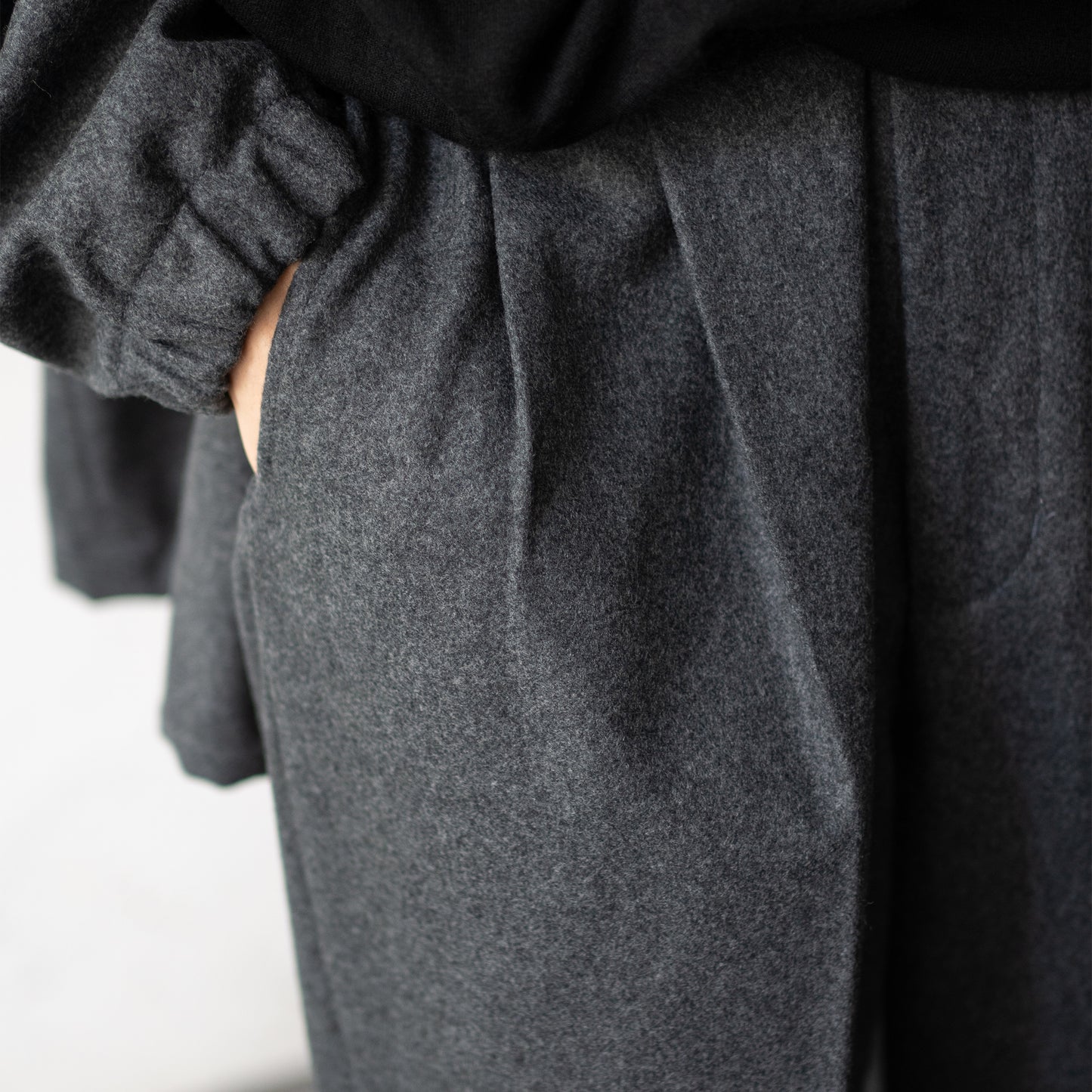 FARAH/ Two Tuck Side Adjustable Pants "C.Grey"