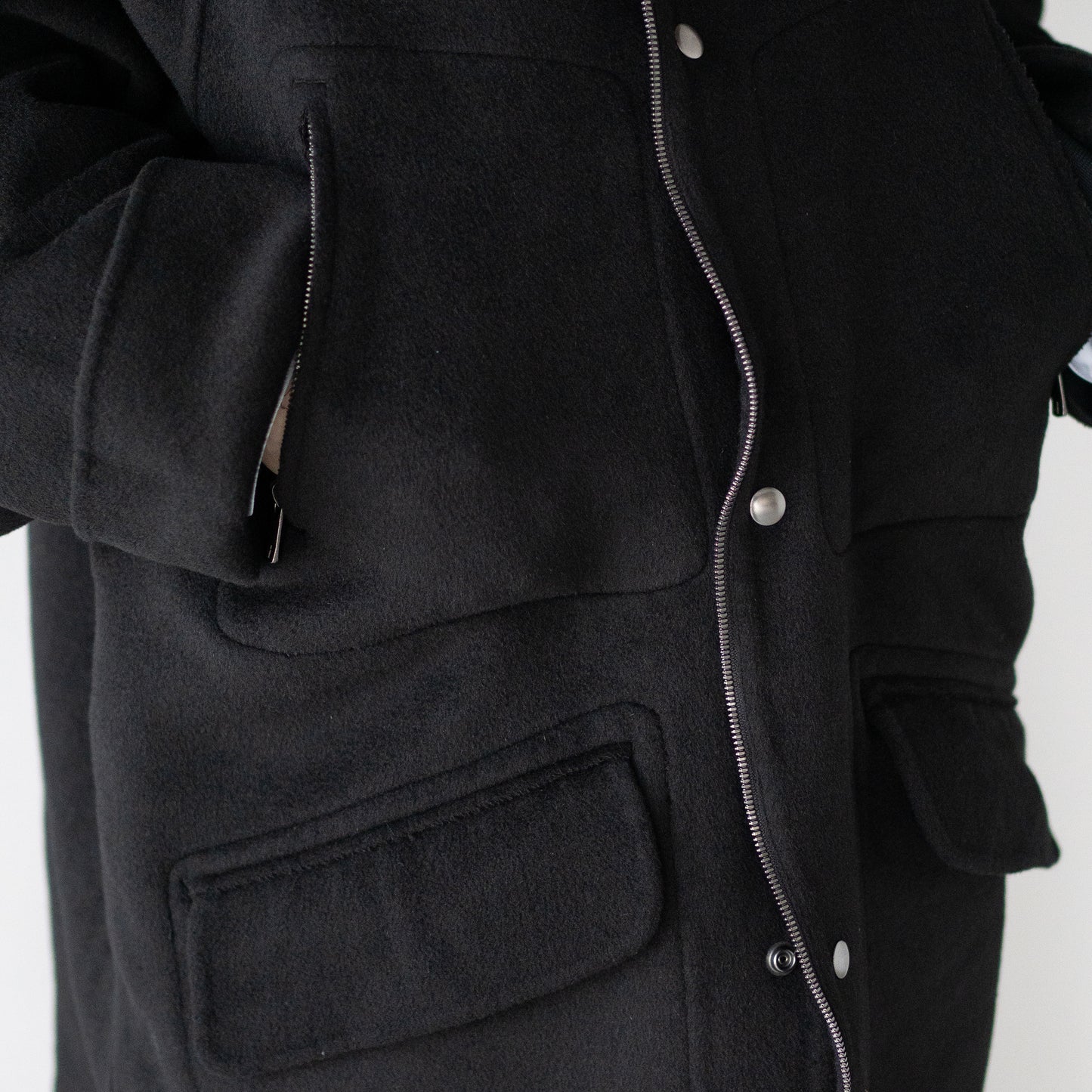 barbell object / r/w off coat "black"