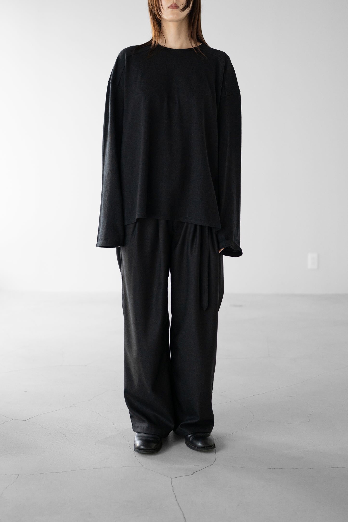 ANCELLM / C/R LS T-SHIRT "BLACK"