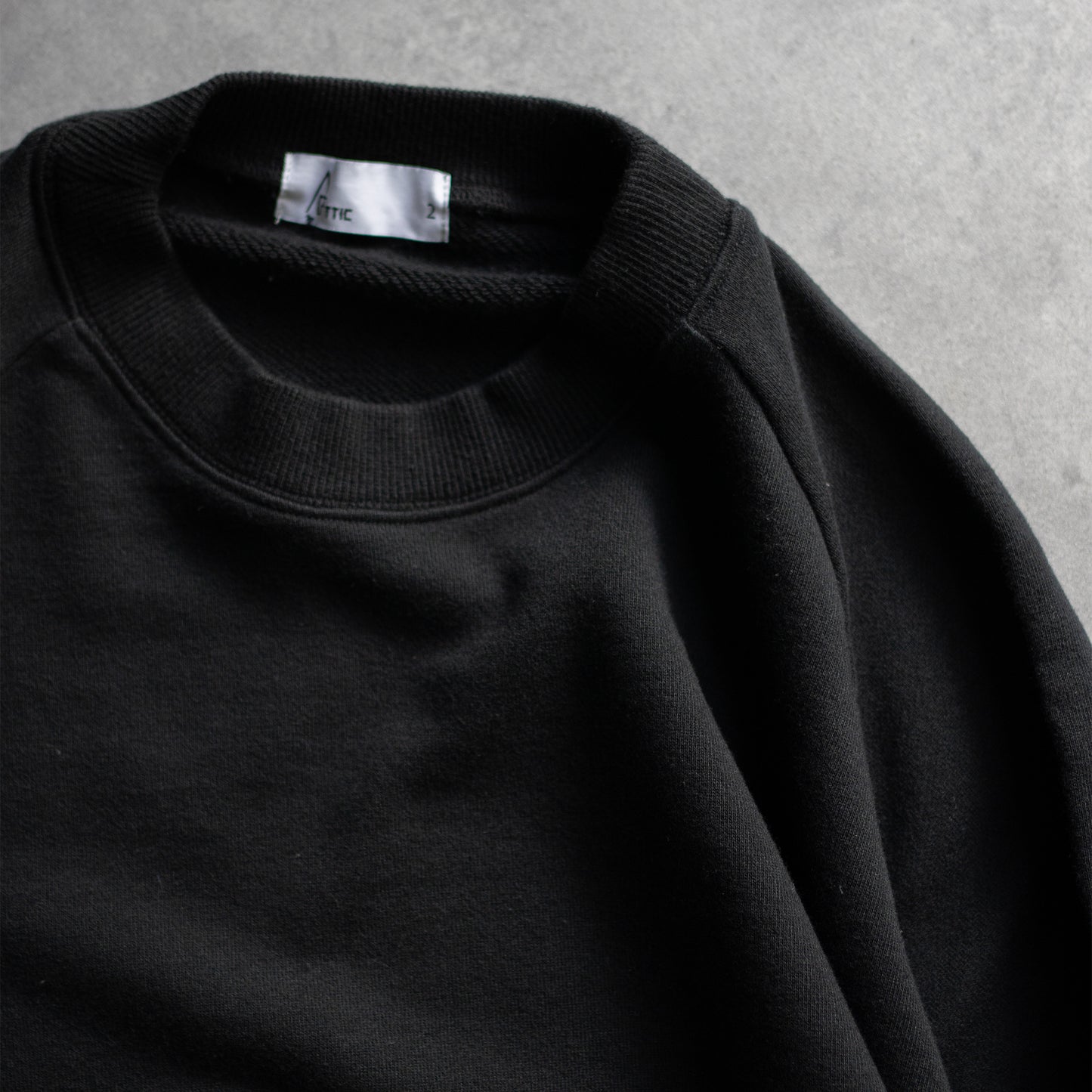 Attic / Sweat shirt "BLK"