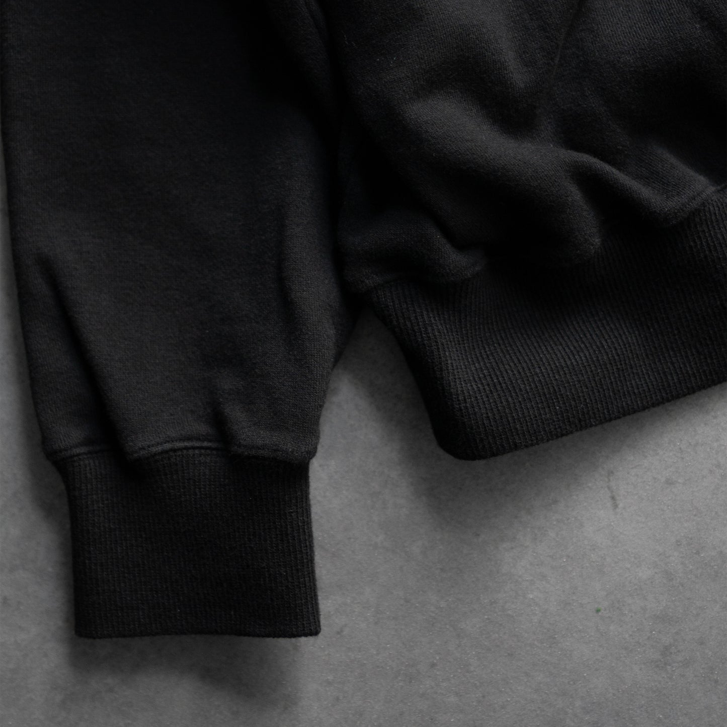 Attic / Sweat shirt "BLK"