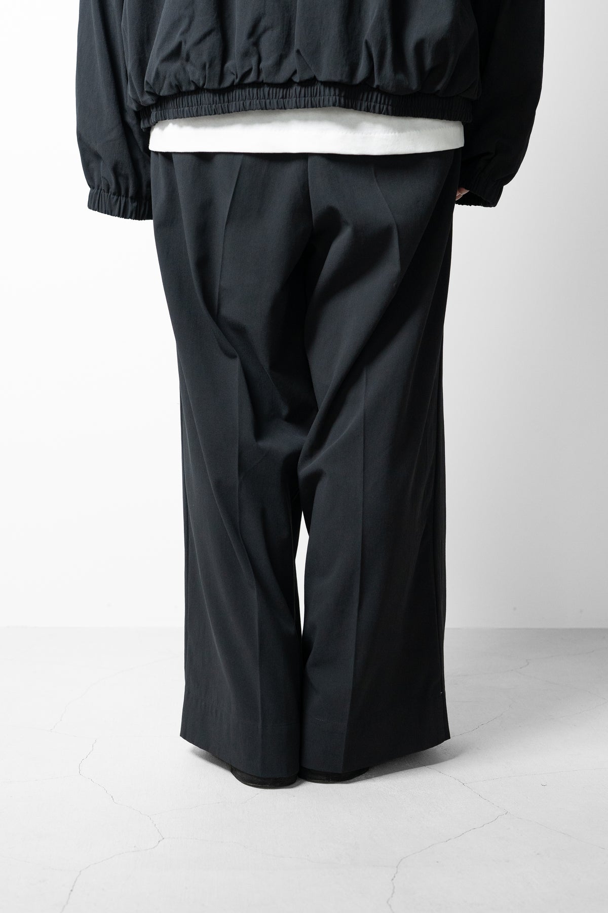 Antwort / COTTON GABARDINE WIDE PANTS "BLACK"