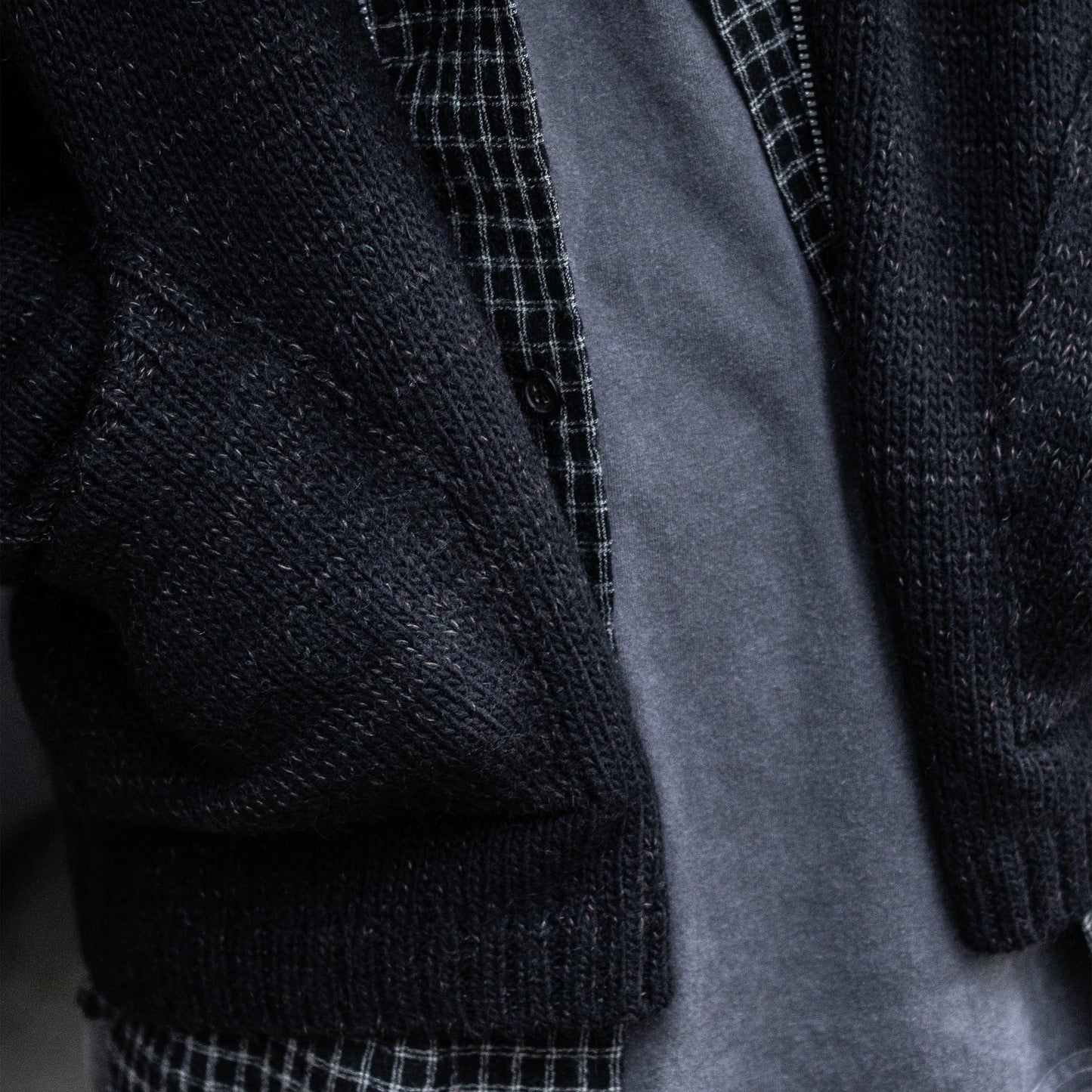 ENCOMING/ KNITTED TWO POCKET BLOUSON "BLACK"