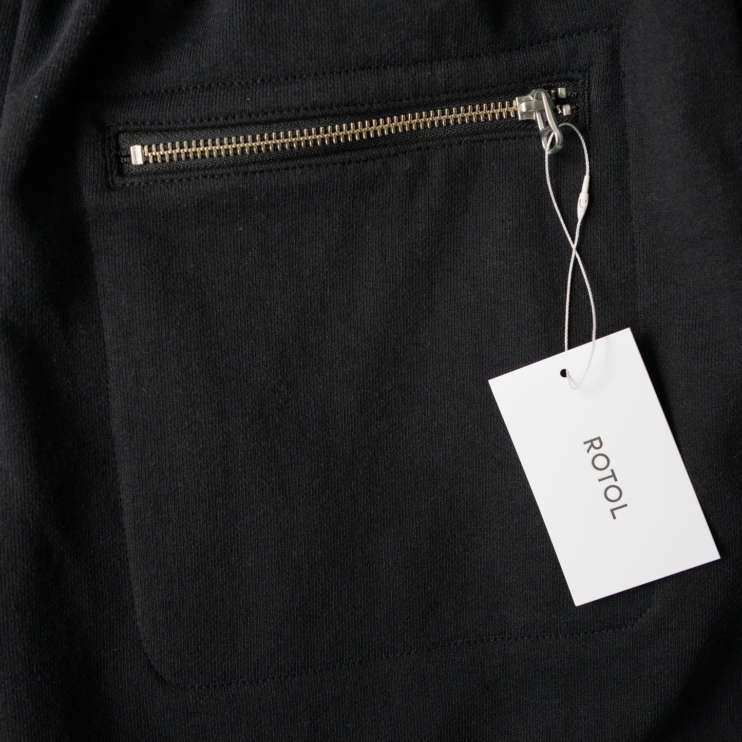 ROTOL/ Double Tuck Hakama Sweat Shorts "BLACK"