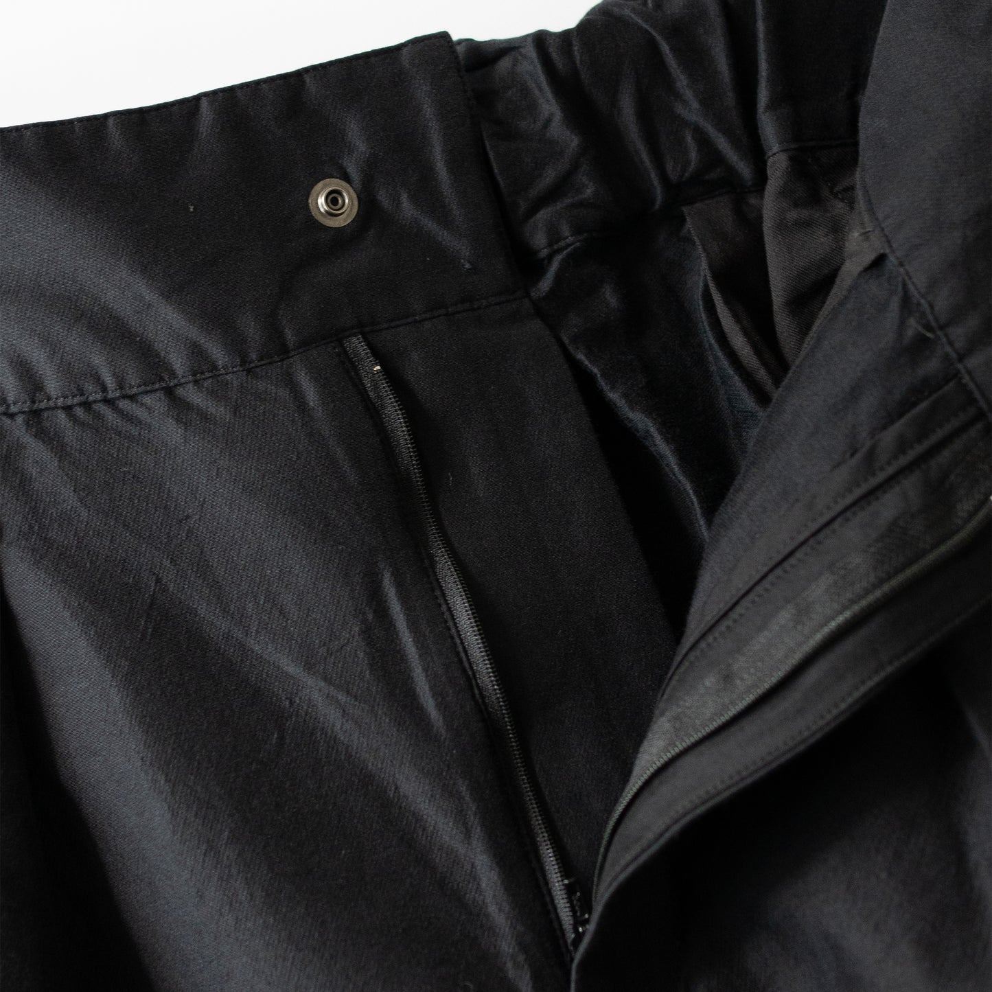 barbell object / zipper pt "black"