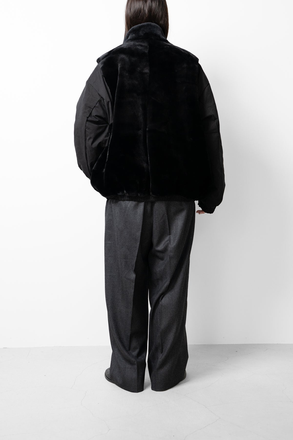 ssstein/ MOUTON INNER REVERSIBLE PADDED JACKET "BLACK"