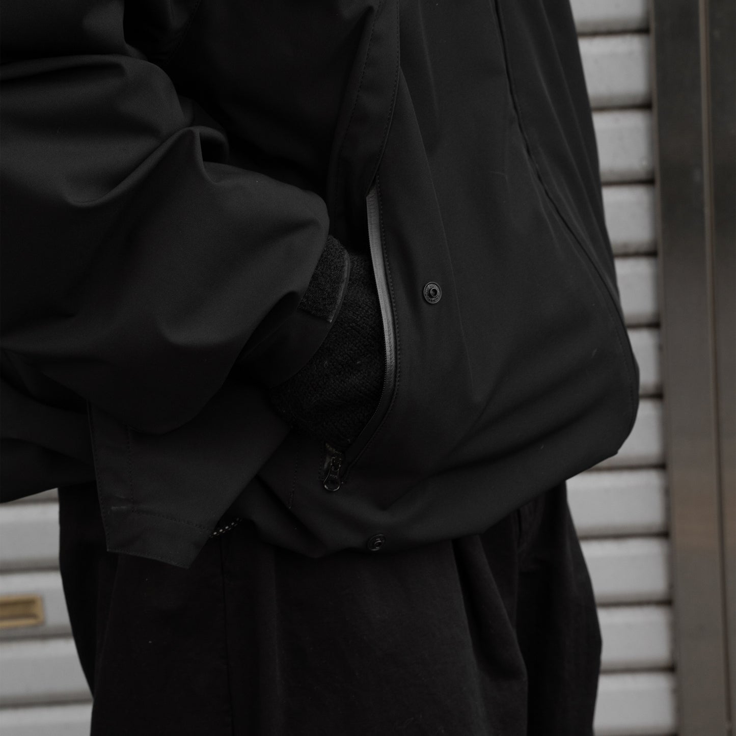 O- /  BARTHLOTTO JKT "Black"