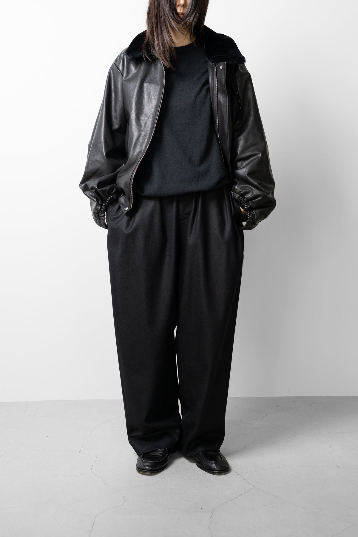 ssstein/ MOUTON COLLAR CALF ZIP JACKET "BLACK"