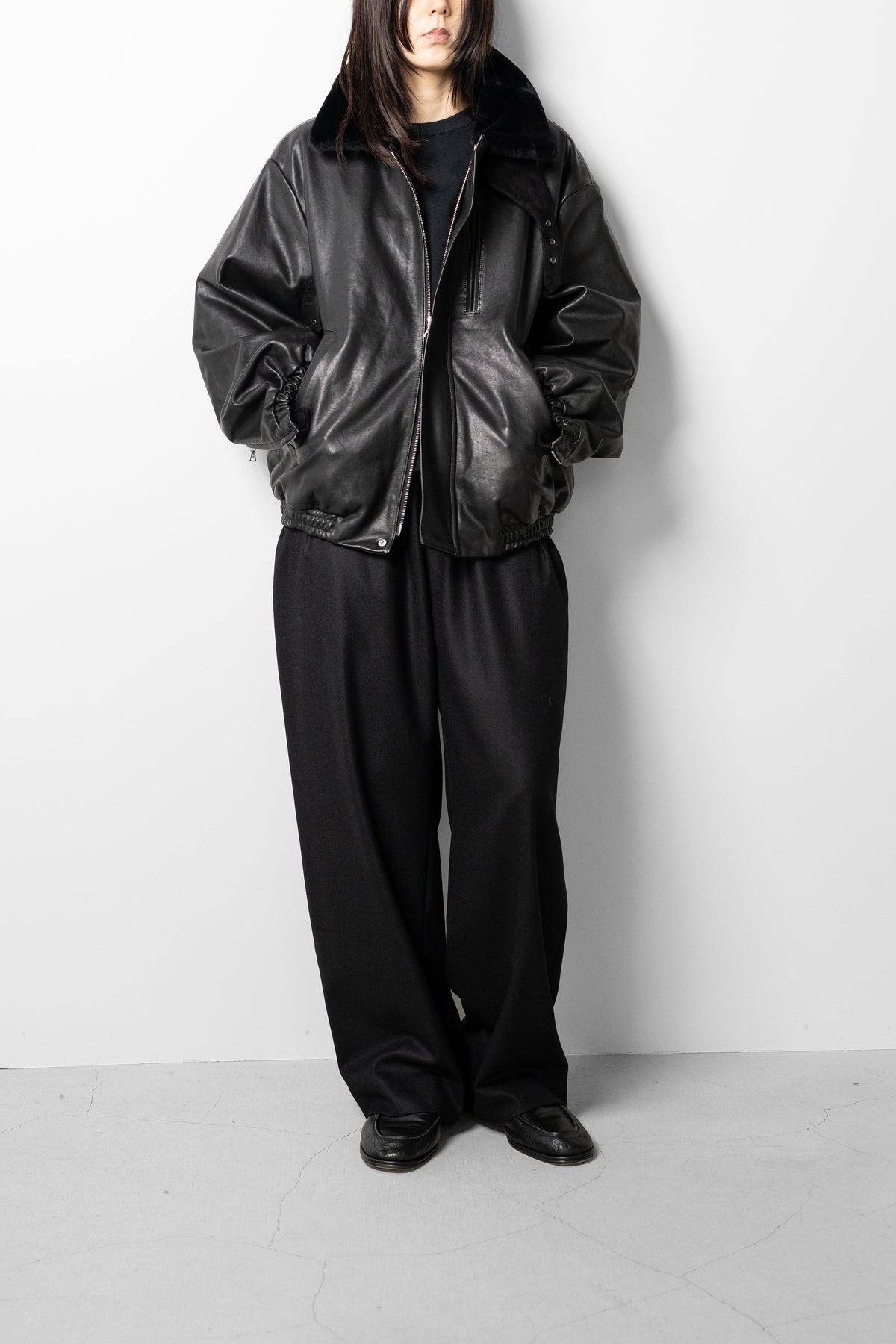 ssstein/ MOUTON COLLAR CALF ZIP JACKET "BLACK"