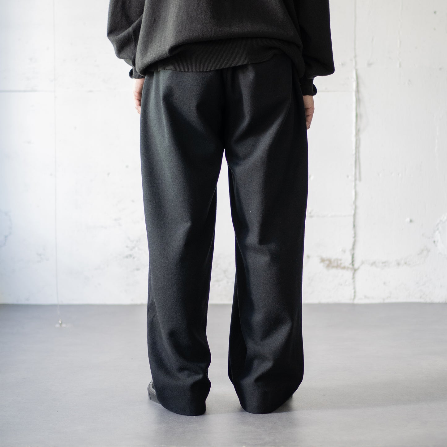 Afiit / 3TUCK EASY WIDE SLACKS "BLACK"