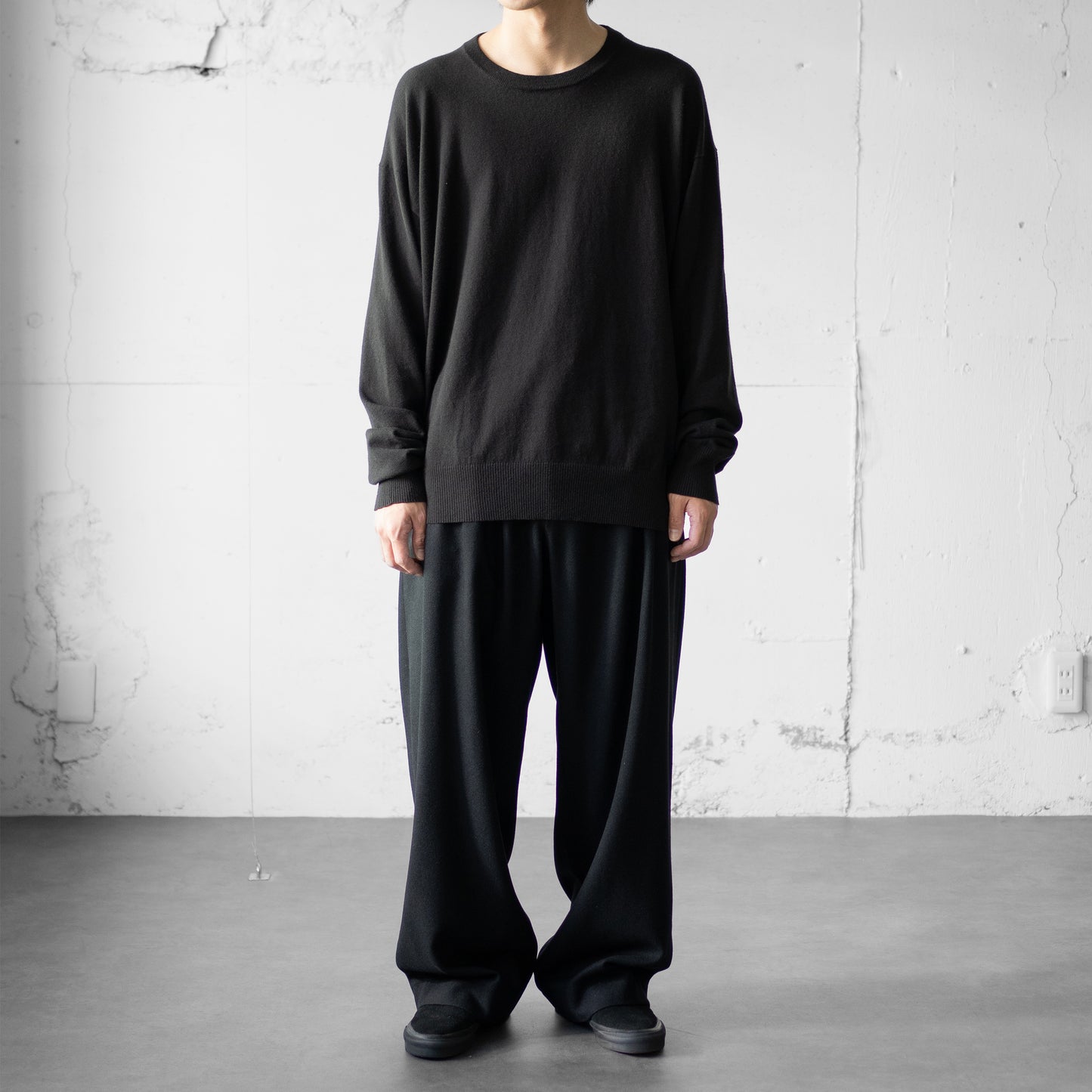 Afiit / 3TUCK EASY WIDE SLACKS "BLACK"