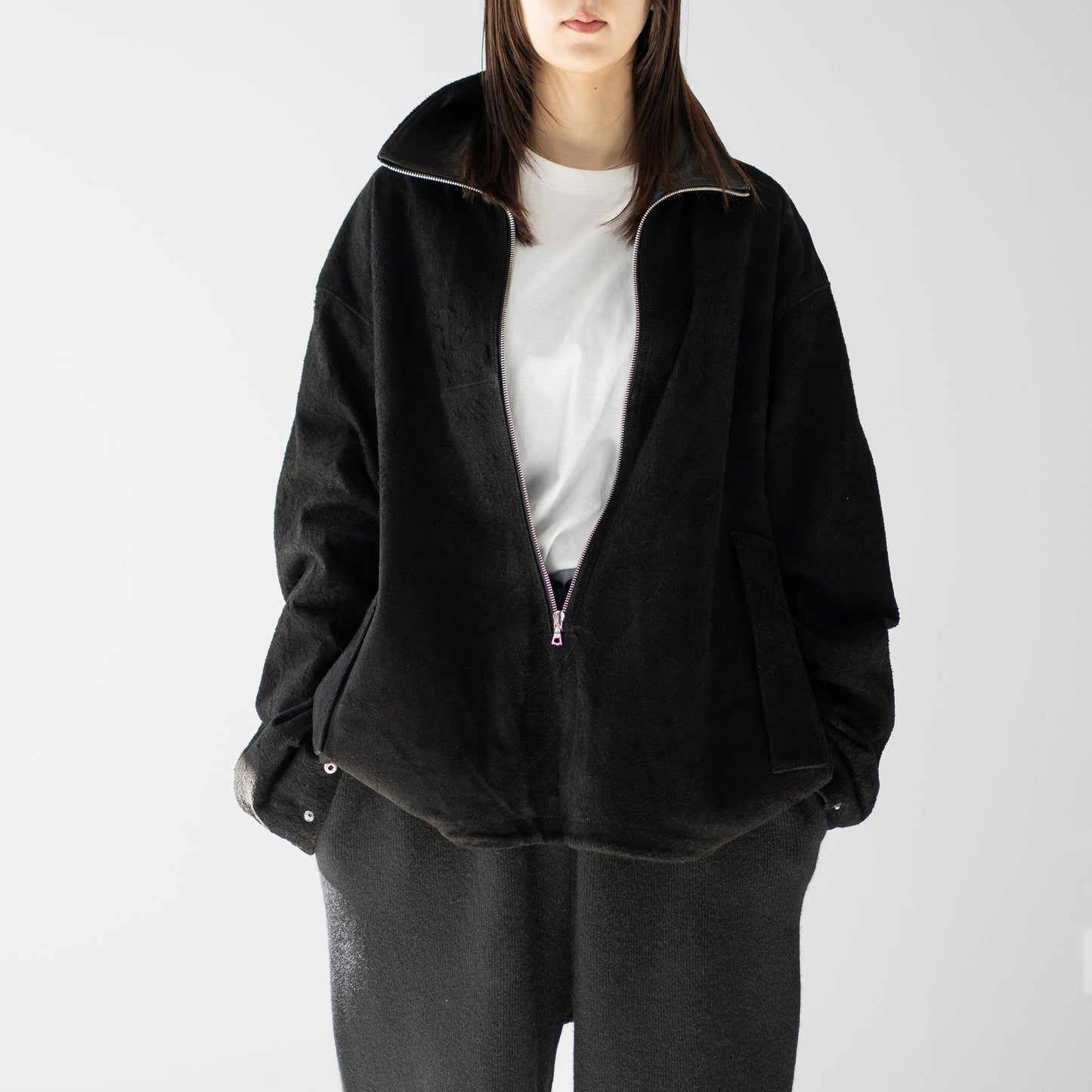 barbell object / nb hn top "black"