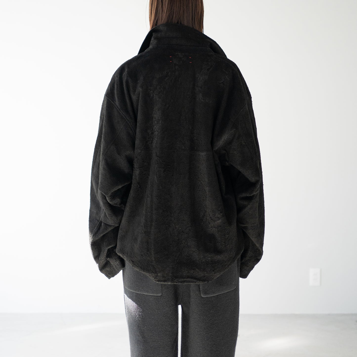 barbell object / nb hn top "black"