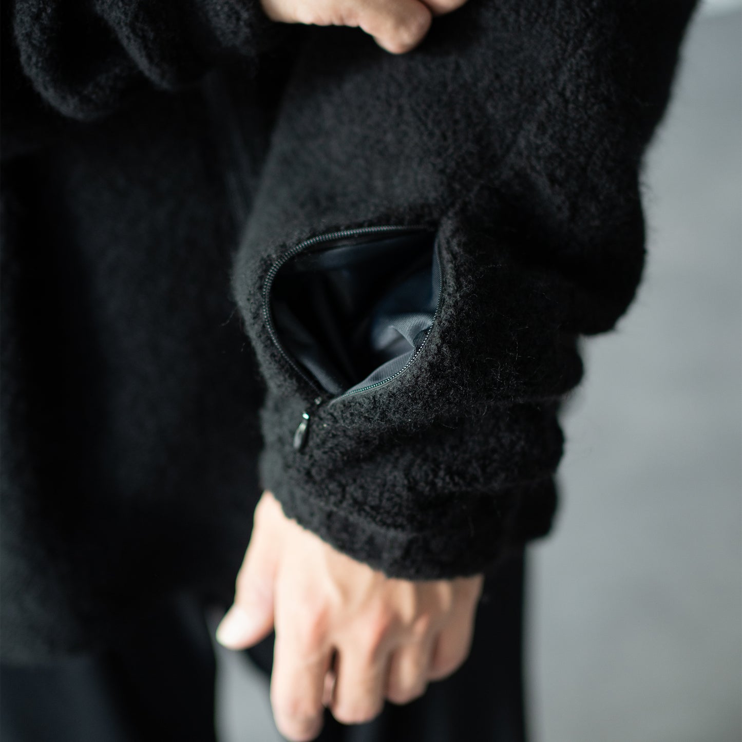 Afiit / FLEECE BLOUSON "BLACK"